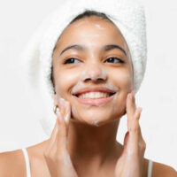 Golden Pearl Vitamin C Face Wash [Retail 450] - Image 3